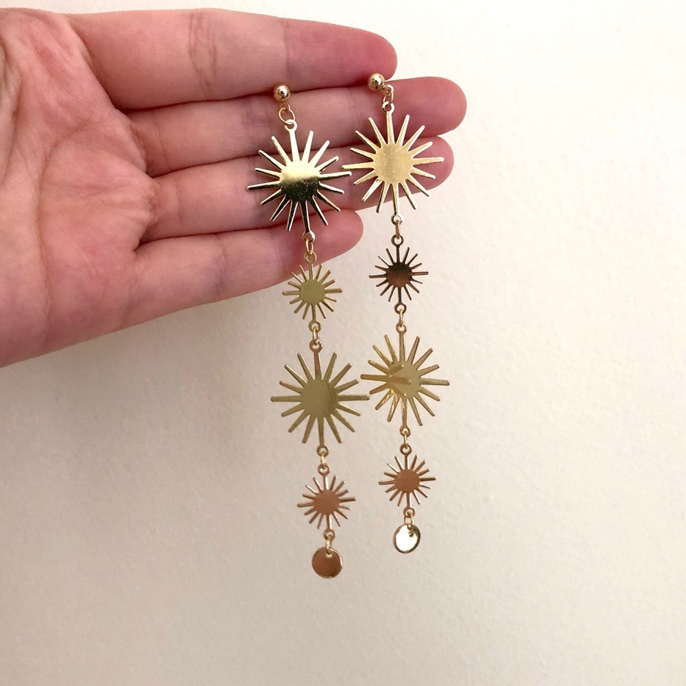 Sun shape Earring gold